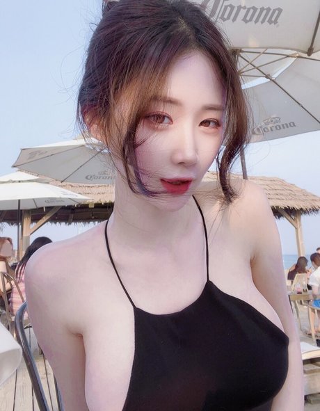 Photo nue de fuite OnlyFans de Asuna
