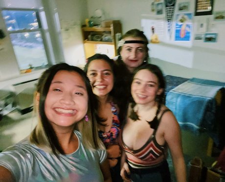 Deena E