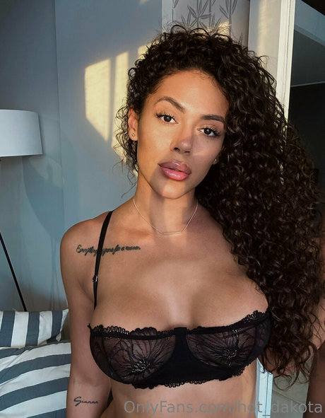 Hot_dakota