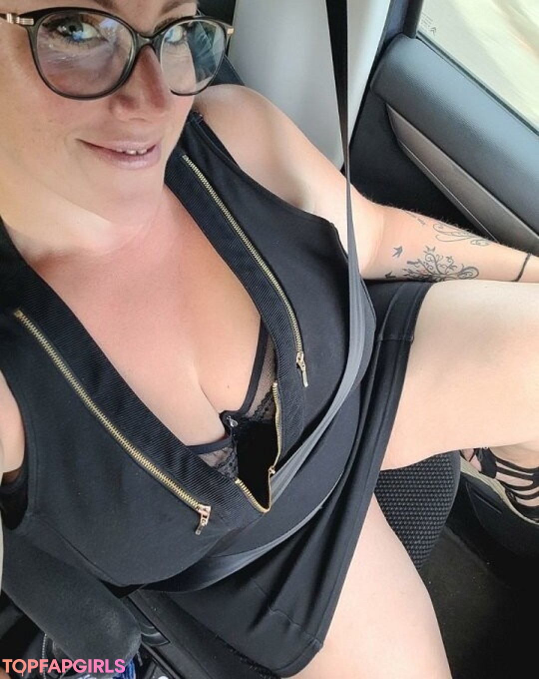 Photo nue de fuite OnlyFans de Darkmoonsubmiss #54 Photo nue de fuite OnlyFans de Darkmoonsubmiss #54
