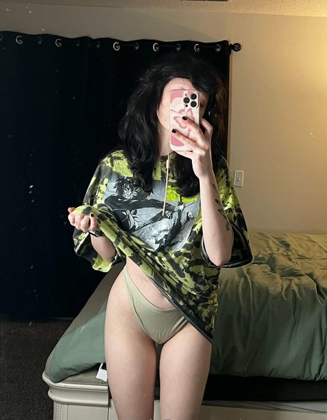 Photo nue de fuite OnlyFans de Emundead