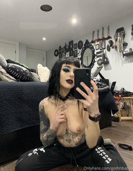 Gothhbabyy