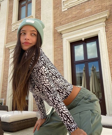 Photo nue de fuite OnlyFans de Emilia Mernes