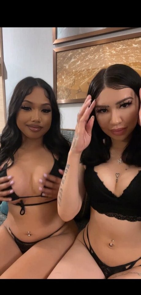 Photo nue de fuite OnlyFans de Mollyjuicy