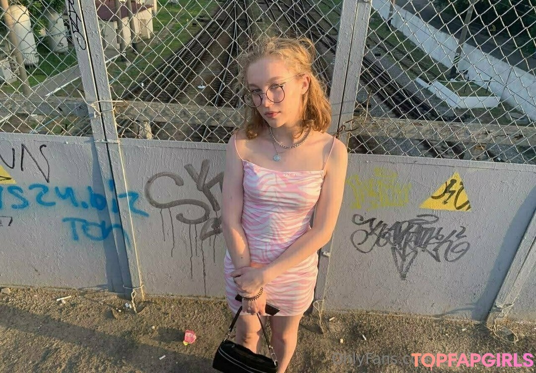 Photo nue de fuite OnlyFans de Janechastity #419 Photo nue de fuite OnlyFans de Janechastity #419