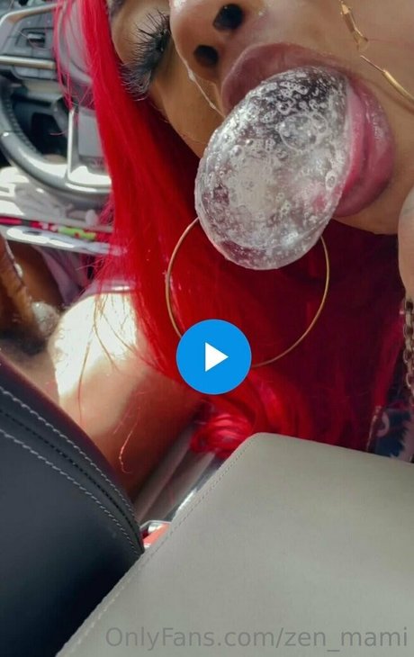 Photo nue de fuite OnlyFans de Zenmami