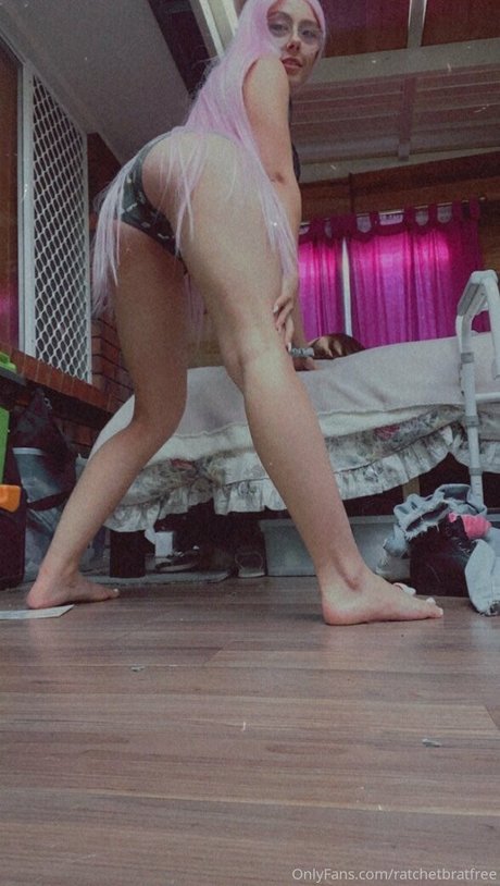 Photo nue de fuite OnlyFans de Ratchetbratfree