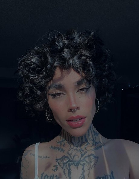 Photo nue de fuite OnlyFans de Alexasabina