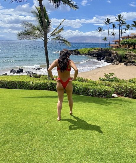Kira Kosarin