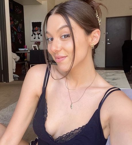 Kira Kosarin