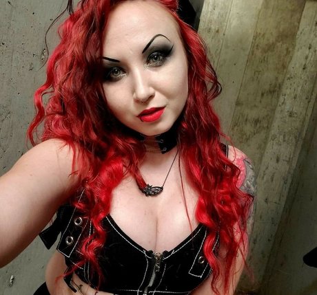 Photo nue de fuite OnlyFans de Abadon