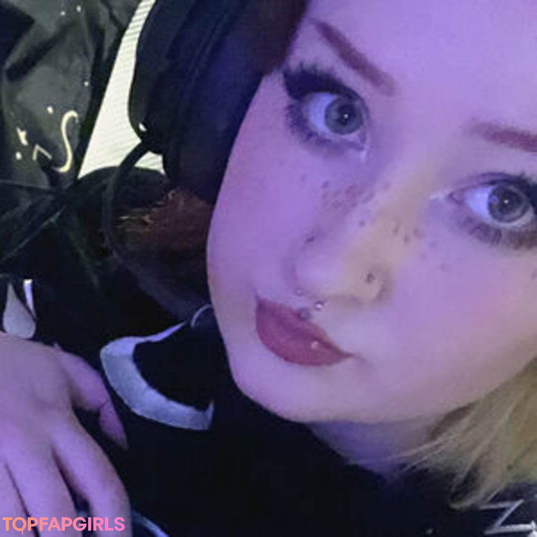 Photo nue de fuite OnlyFans de Starryfawnn #4 Photo nue de fuite OnlyFans de Starryfawnn #4