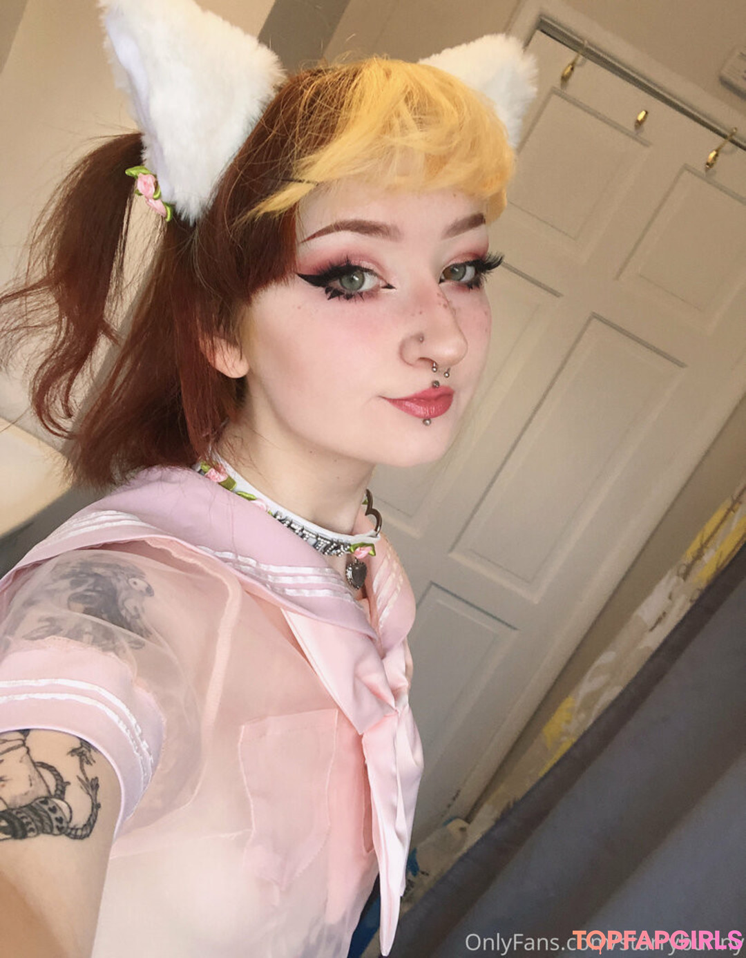 Photo nue de fuite OnlyFans de Starryfawnn #44 Photo nue de fuite OnlyFans de Starryfawnn #44