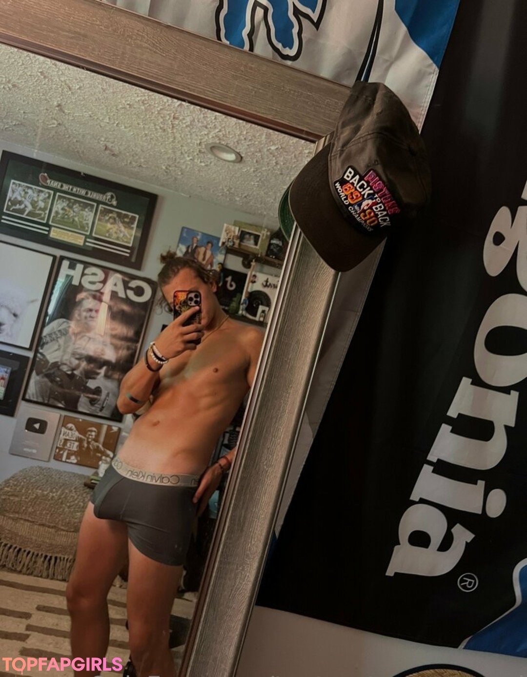 Photo nue de fuite OnlyFans de Tooturntuncensored #20 Photo nue de fuite OnlyFans de Tooturntuncensored #20