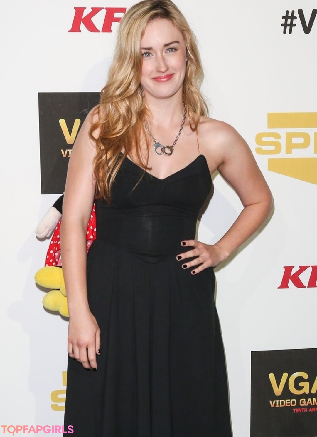 Photo nue de fuite OnlyFans de Ashley Johnson #65 Photo nue de fuite OnlyFans de Ashley Johnson #65