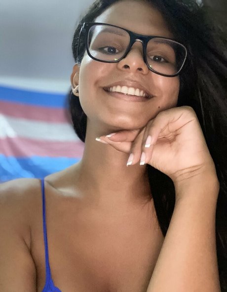 Photo nue de fuite OnlyFans de Bellapussy25