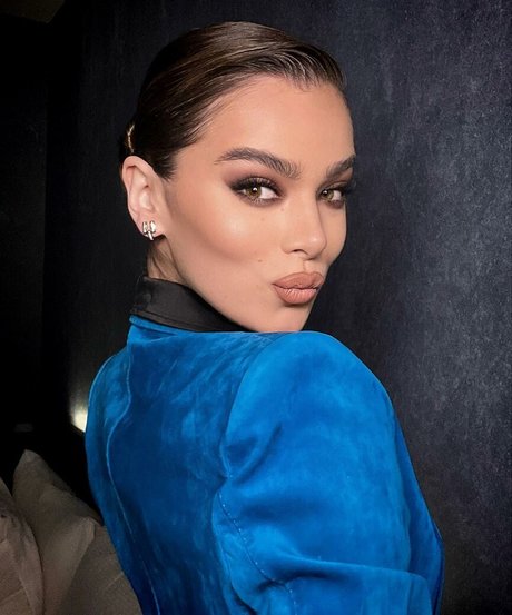 Hailee Steinfeld