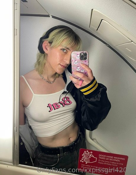 Xxpissgirl420xx