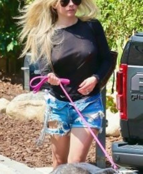 Avril Lavigne