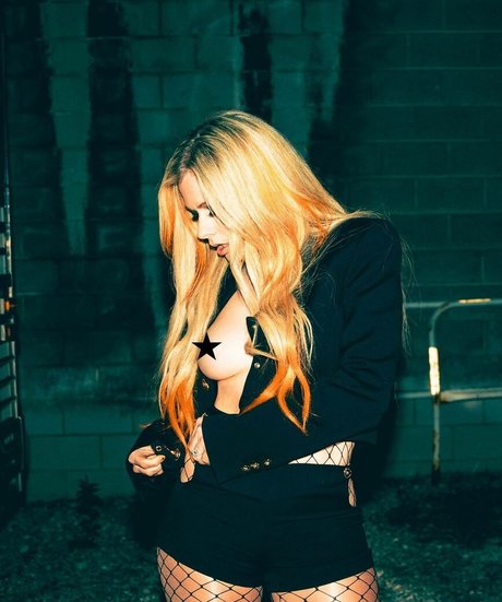 Avril Lavigne