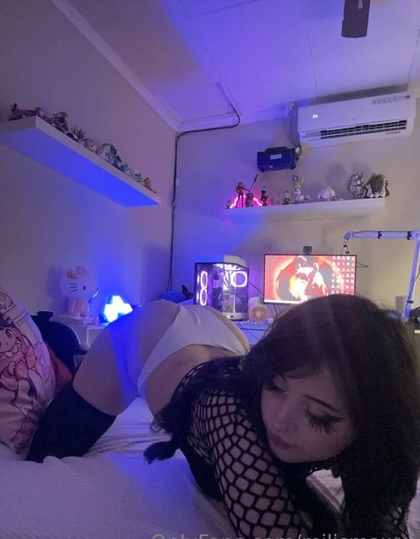 Photo nue de fuite OnlyFans de Milismaw Uu
