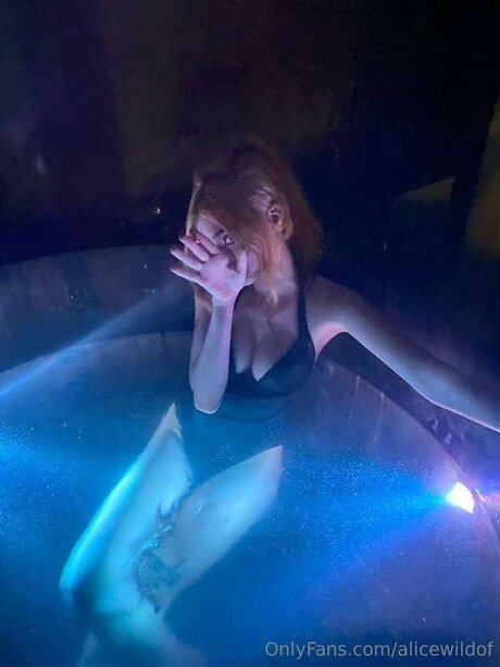 Photo nue de fuite OnlyFans de Alicewildof