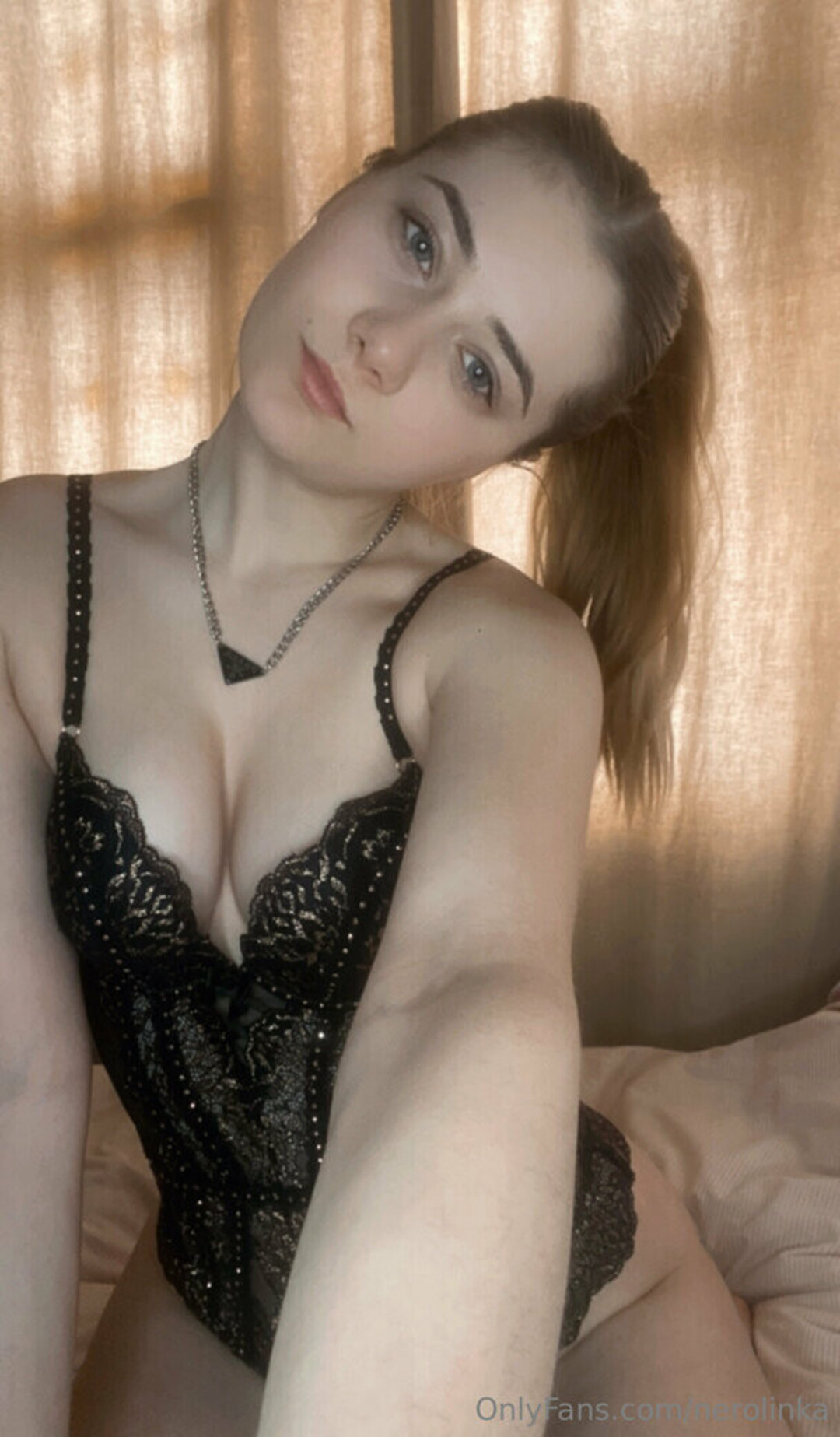 Photo nue de fuite OnlyFans de Nerolinka #2 Photo nue de fuite OnlyFans de Nerolinka #2