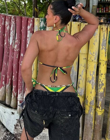 Baddiejuu