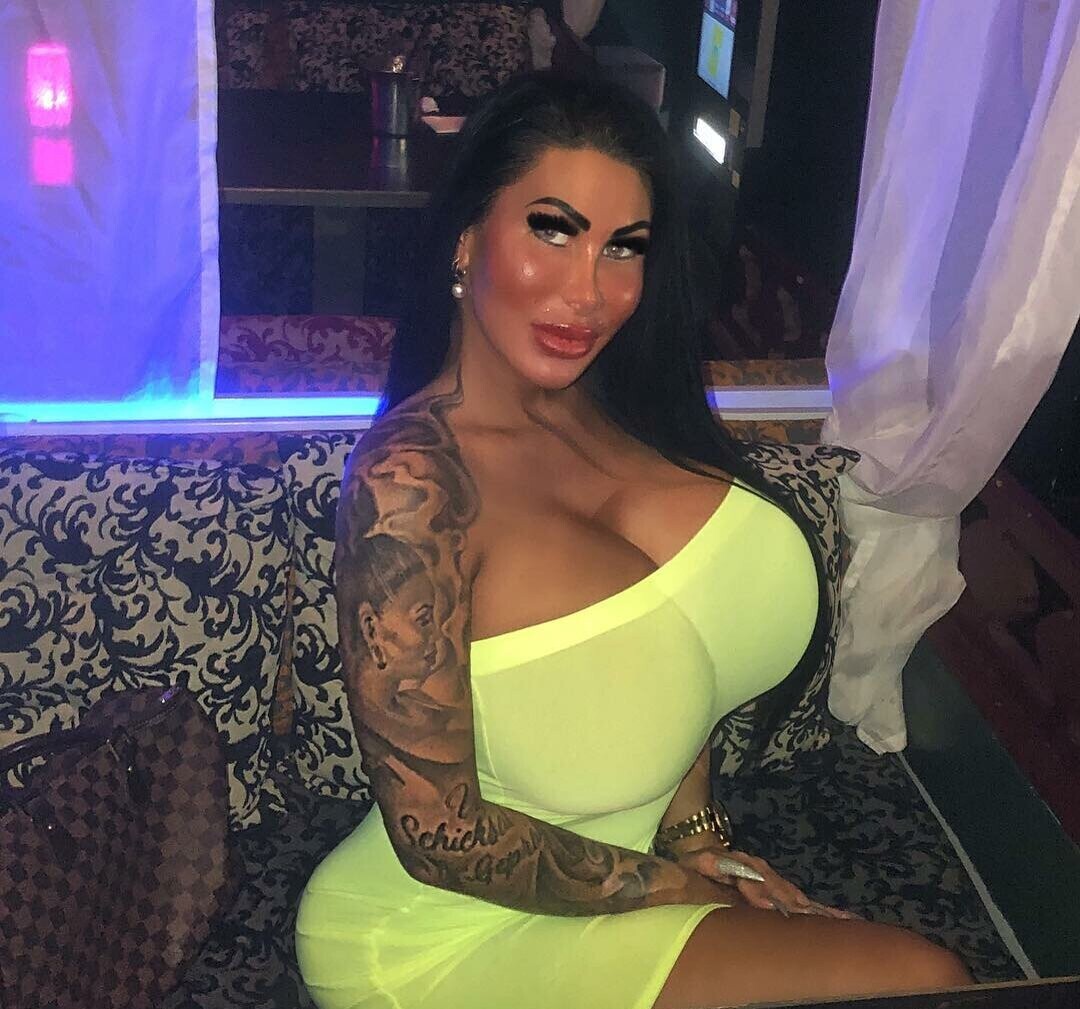 Photo nue de fuite OnlyFans de Real Barbie Berlin #9 Photo nue de fuite OnlyFans de Real Barbie Berlin #9