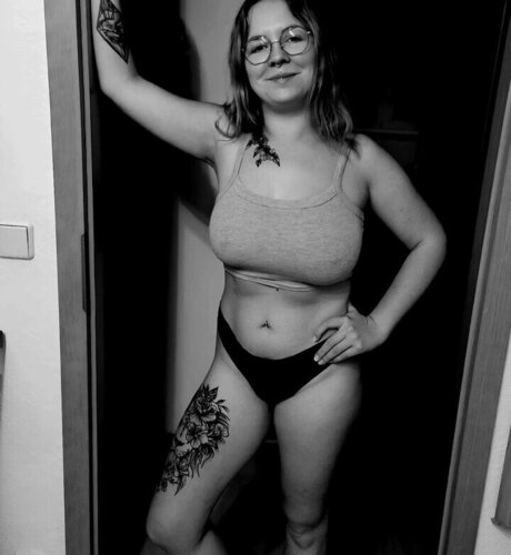 Photo nue de fuite OnlyFans de Thisisemmi