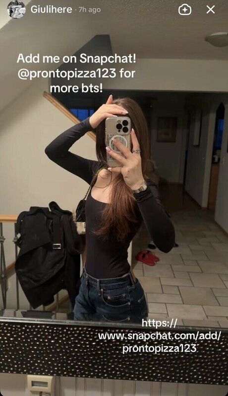 Photo nue de fuite OnlyFans de Giulia Bruno
