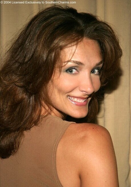 Southern-Charms Reese