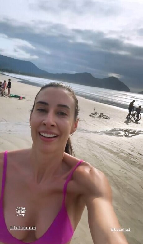 Sheilla Castro
