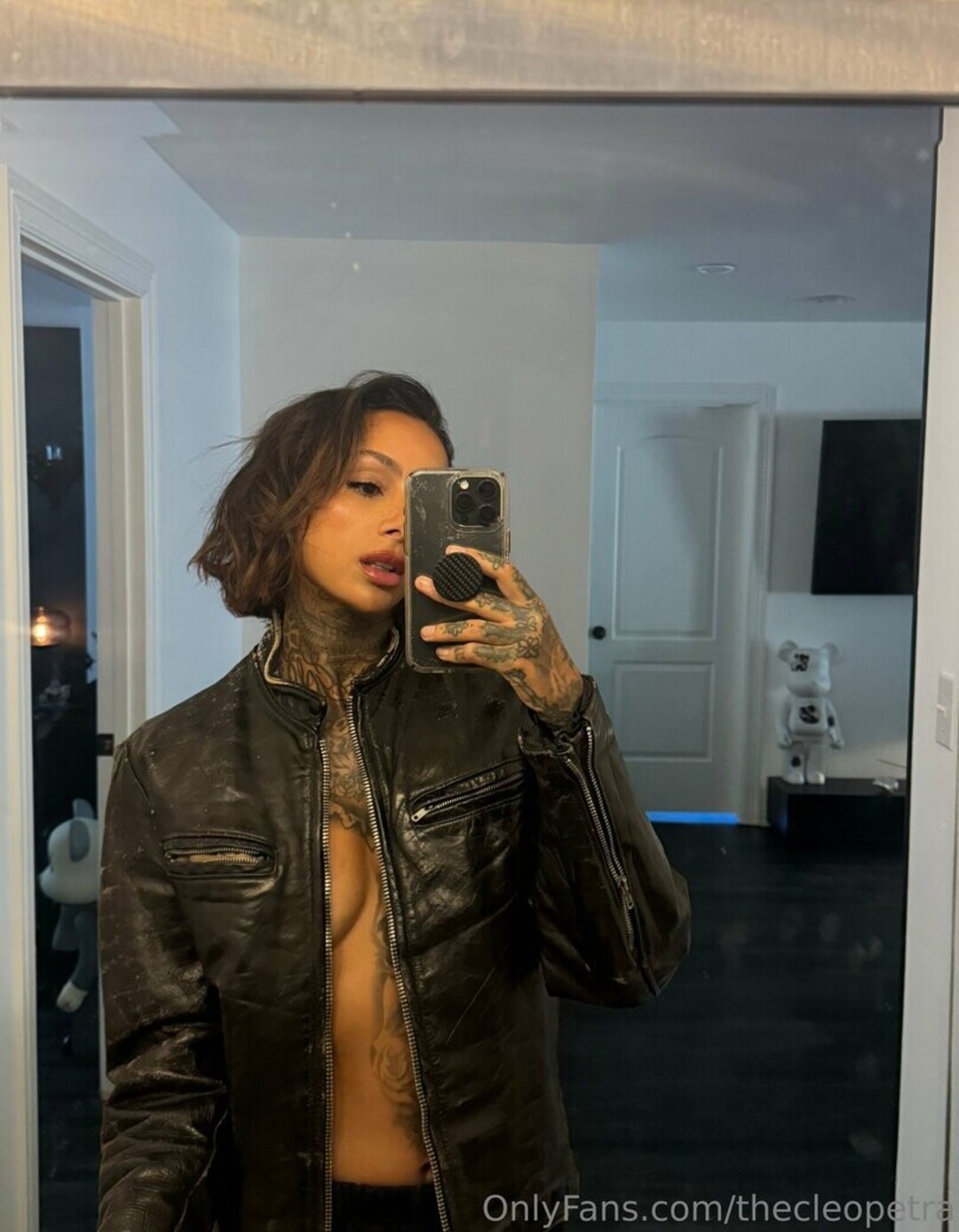 Photo nue de fuite OnlyFans de Cleo Petra #29 Photo nue de fuite OnlyFans de Cleo Petra #29