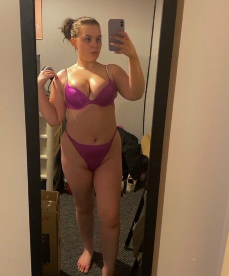 Photo nue de fuite OnlyFans de Tinamcbr03