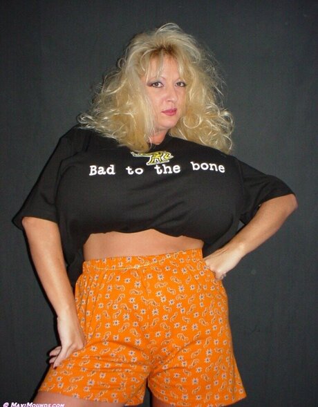 Maxi Mounds