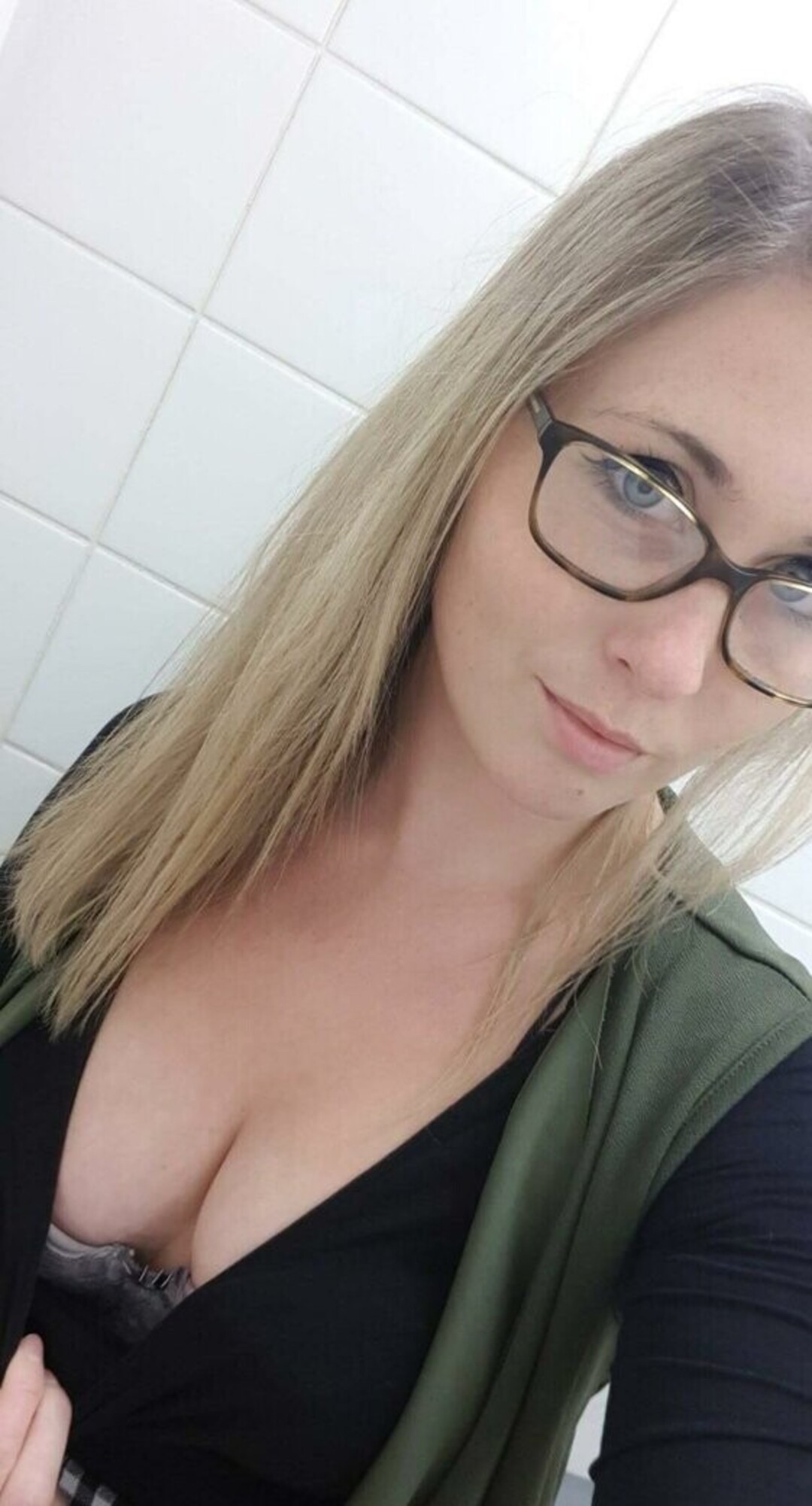 Photo nue de fuite OnlyFans de Catraises #61 Photo nue de fuite OnlyFans de Catraises #61