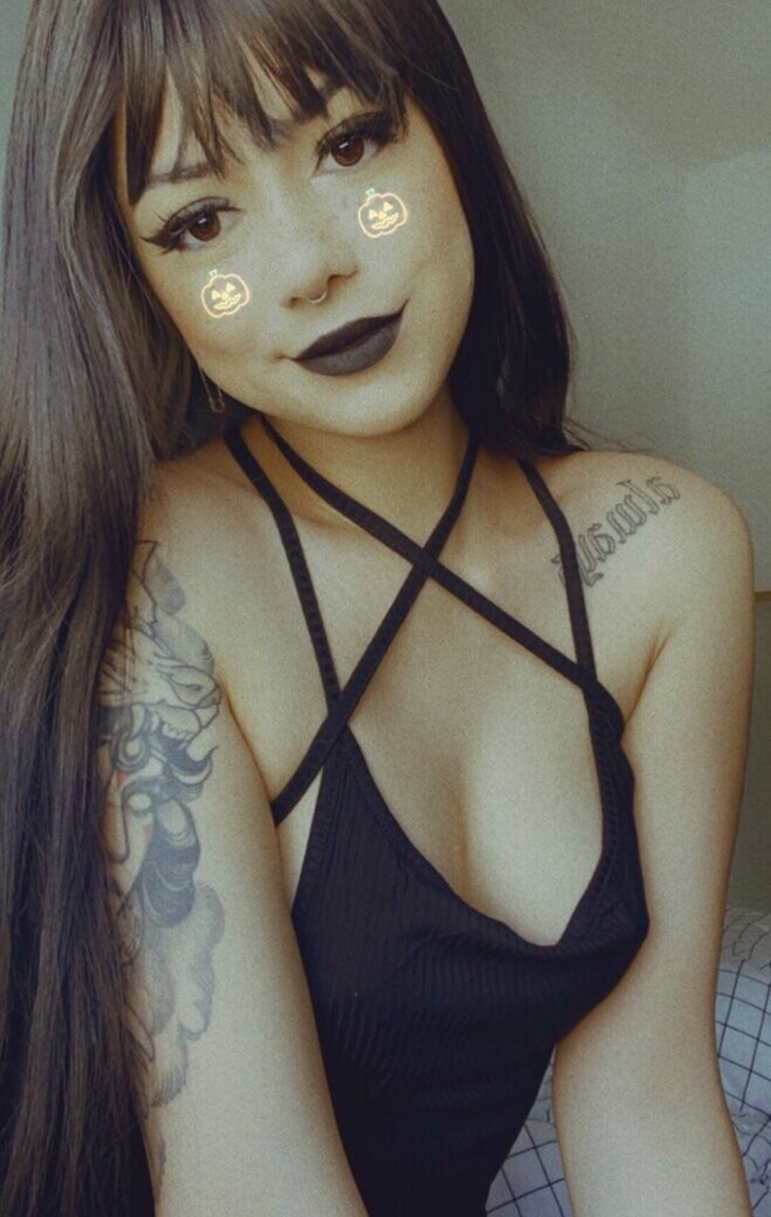 Photo nue de fuite OnlyFans de Ne0nprincess #11 Photo nue de fuite OnlyFans de Ne0nprincess #11