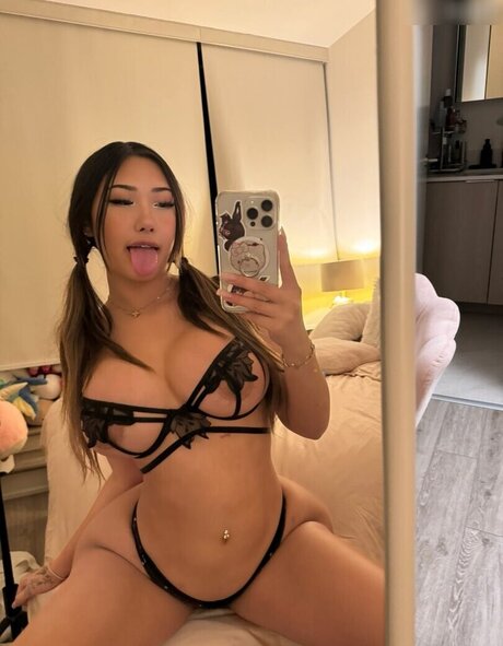 Photo nue de fuite OnlyFans de Bunni Emmie