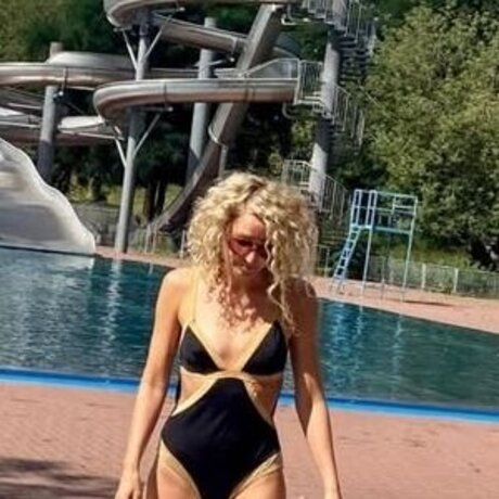 Aline Von Drateln