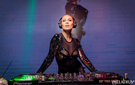 Anastasia_domination