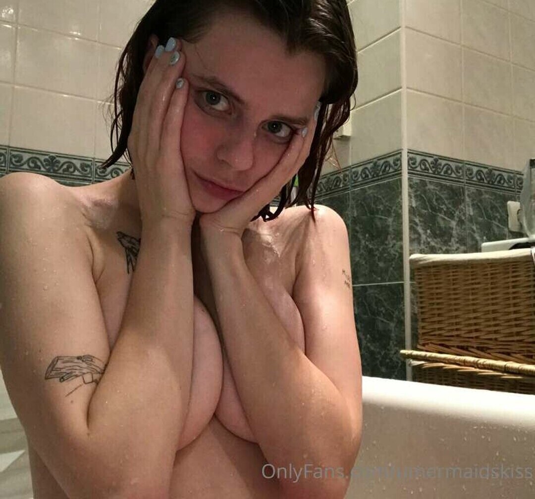 Photo nue de fuite OnlyFans de Mermaids Kiss #14 Photo nue de fuite OnlyFans de Mermaids Kiss #14