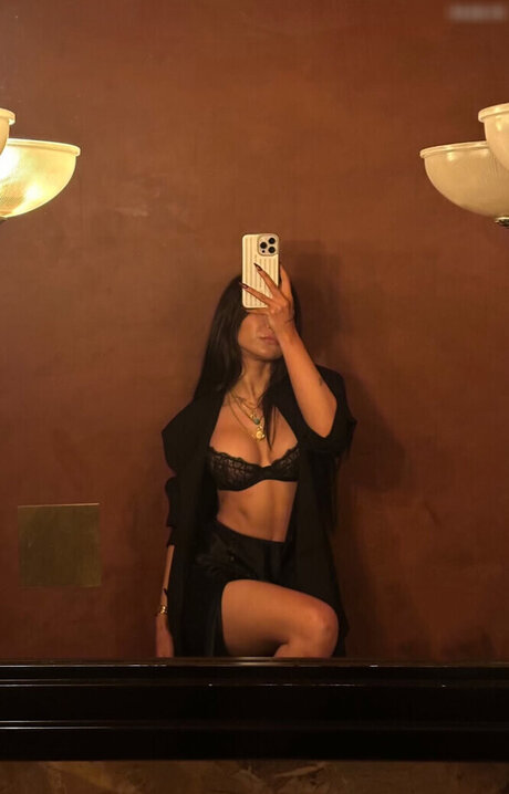 Merve Zkan