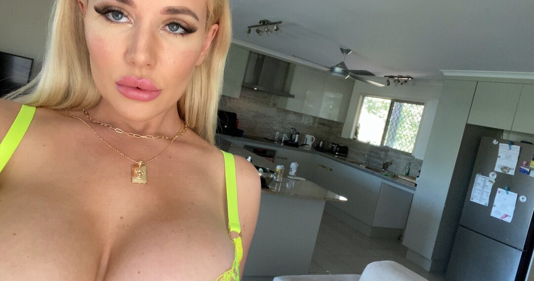 Photo nue de fuite OnlyFans de Savannah Bond #103 Photo nue de fuite OnlyFans de Savannah Bond #103