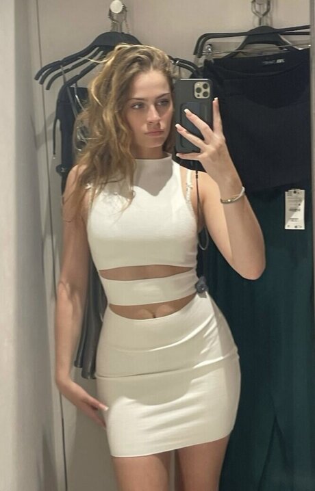 Kim Sara