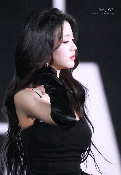 Jang Won-young