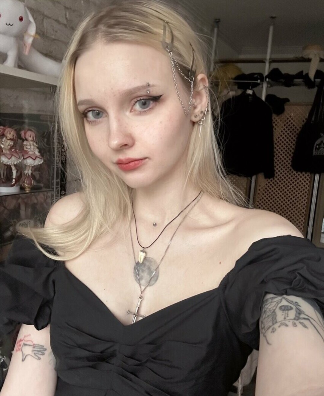 Photo nue de fuite OnlyFans de Sasha Gaier #23 Photo nue de fuite OnlyFans de Sasha Gaier #23