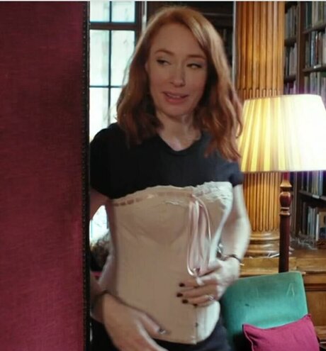 Celebrity Guilty Pleasures & Underrated Women