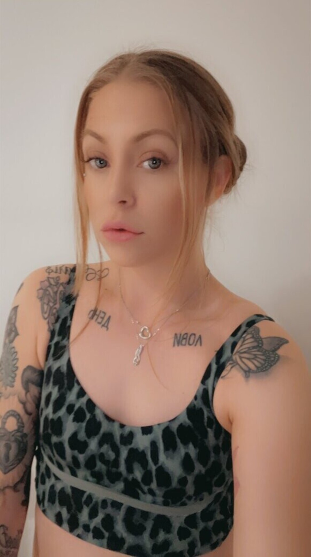 Photo nue de fuite OnlyFans de Leah Luv #13 Photo nue de fuite OnlyFans de Leah Luv #13