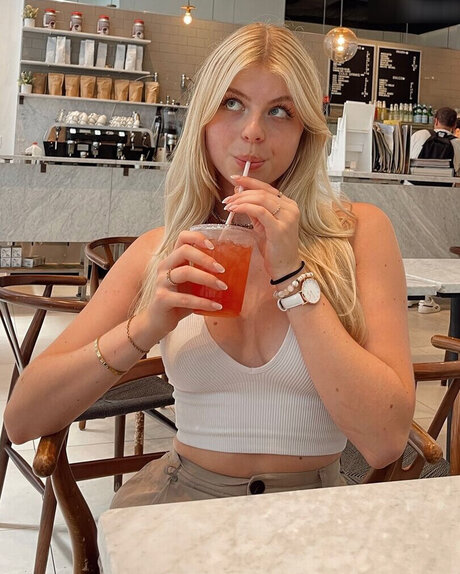 Photo nue de fuite OnlyFans de Vallixpauline